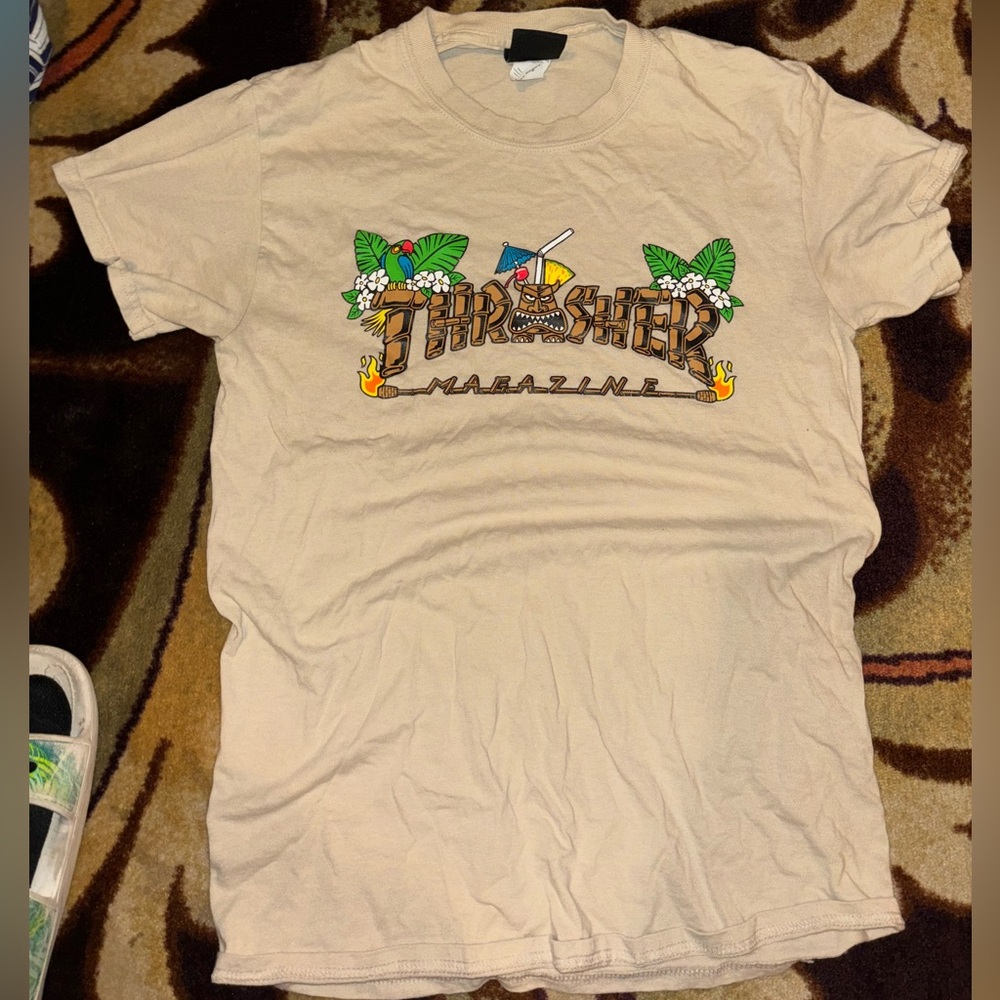 Tropical Thrasher T